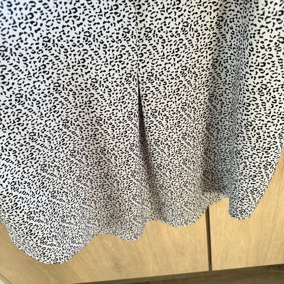 Eden Ruth Medium Woman’s Top - Picture 3 of 4